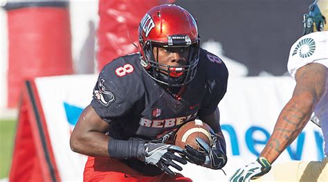 unlv vs wyoming football prediction.